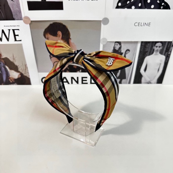 累積売上総額第１位！Burberryバーバリー コピー レディース カチューシャ