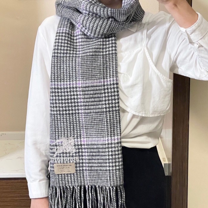 一目惚れ♪ Burberryバーバリー コピーおすすめ レディースマフラー