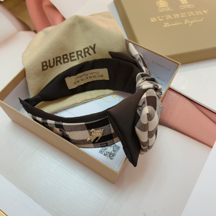 超話題! Burberryバーバリー コピーおすすめ レディース カチューシャ