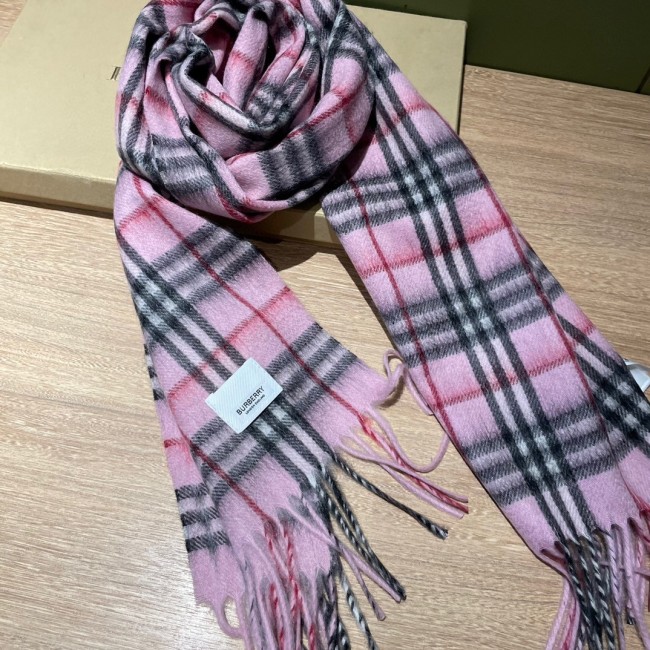 ★超人気 Burberryバーバリー 偽物通販 カップルスタイルマフラー