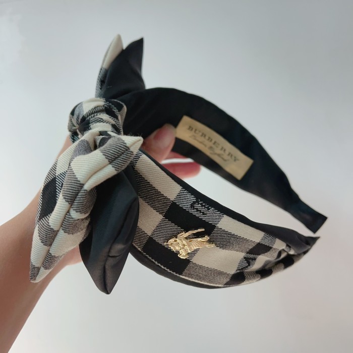 超話題! Burberryバーバリー コピーおすすめ レディース カチューシャ
