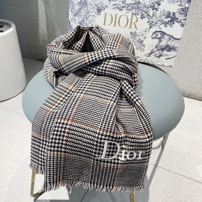 大人気 Dior ディオール コピーおすすめ ダブルリングベルベットロングタオル