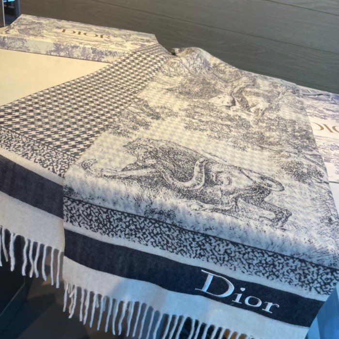 日本未入荷 Dior ディオール コピー アニマルフリンジスカーフ
