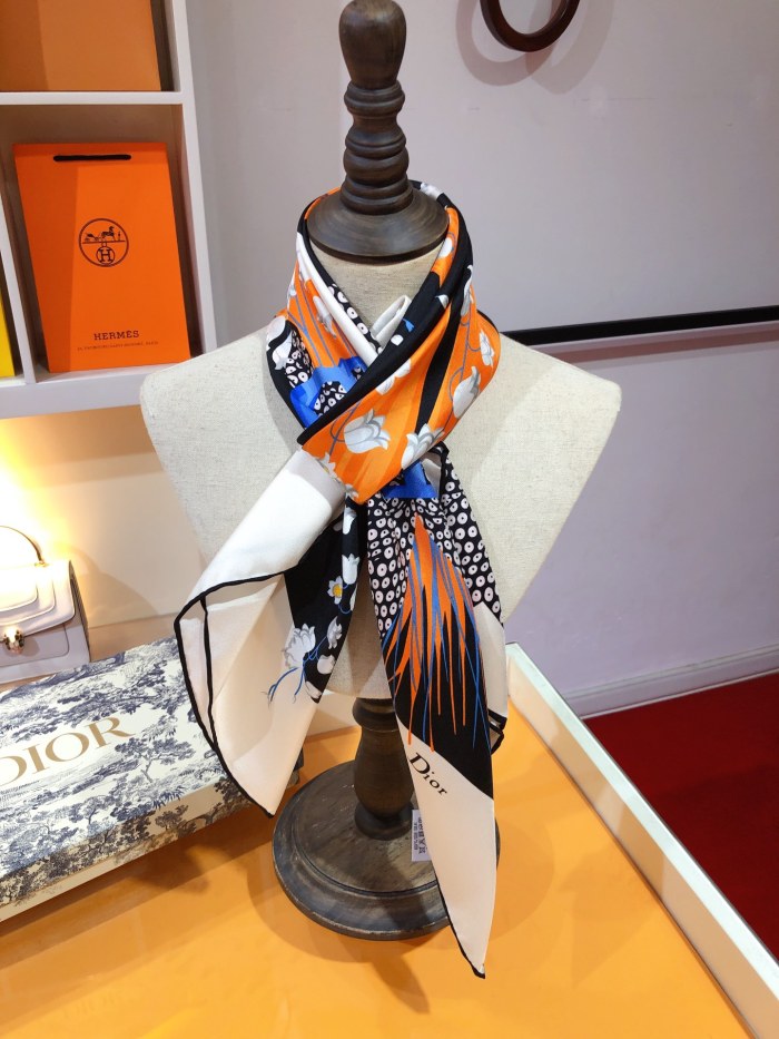 追跡付 Dior ディオール n級品 シルクスカーフは