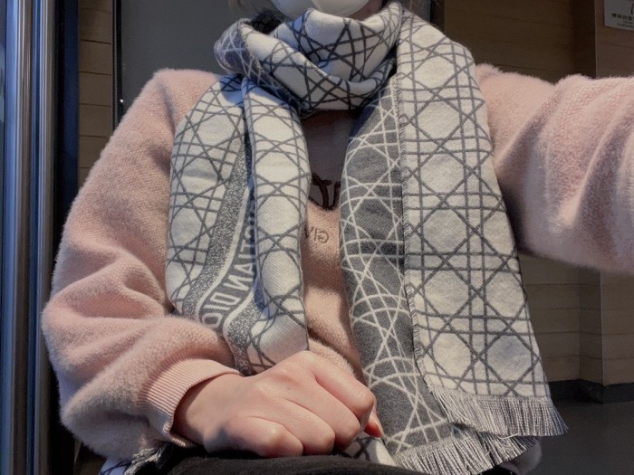 超話題! Dior ディオール スーパーコピー レディースマフラー