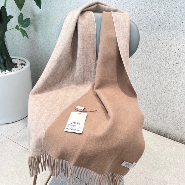 ★超人気 Dior ディオール n級品 レディースマフラー