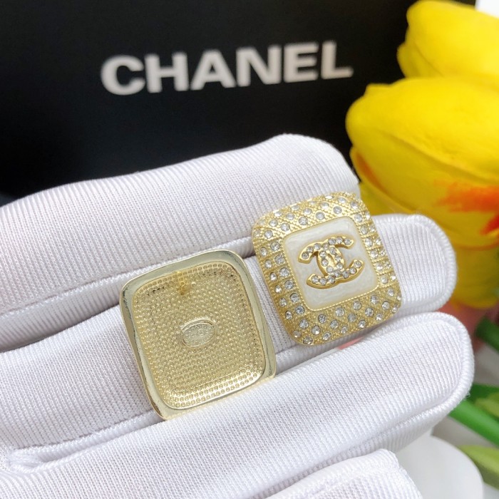新作 Chanelシャネル 偽物通販 レディース イアリング