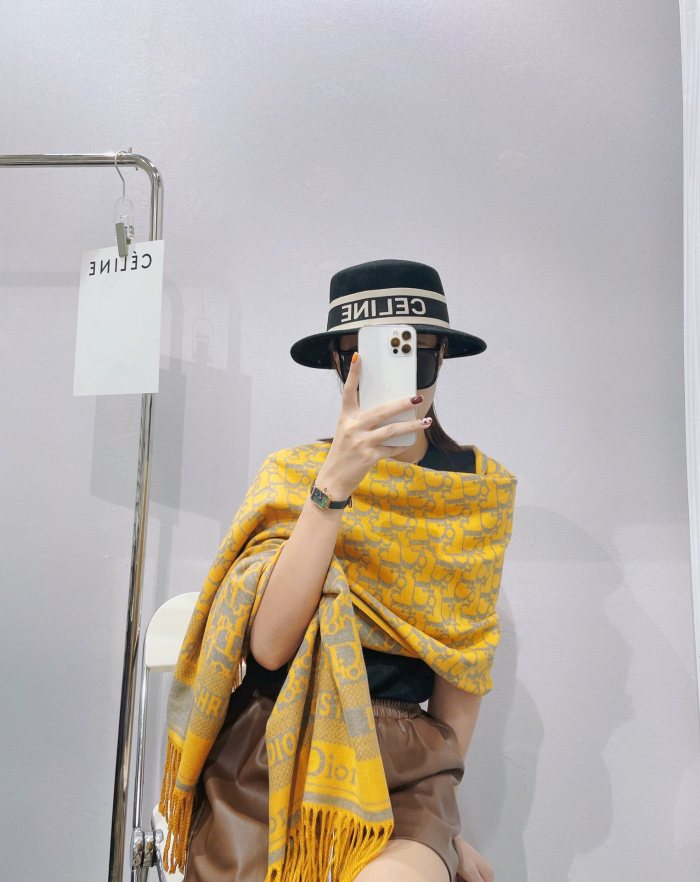 ★超人気 Dior ディオール 激安偽物 レディースマフラー