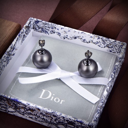 高品質 Dior ディオール 激安偽物 レディース イアリング