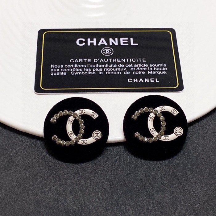 累積売上総額第１位！ Chanelシャネル n級品 レディース イアリング