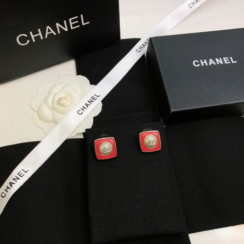 超奇跡の入荷☆ Chanelシャネル 偽物通販レディースイアリング2色