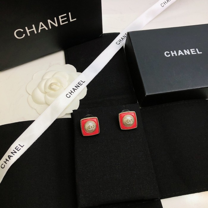 超奇跡の入荷☆ Chanelシャネル 偽物通販レディースイアリング2色