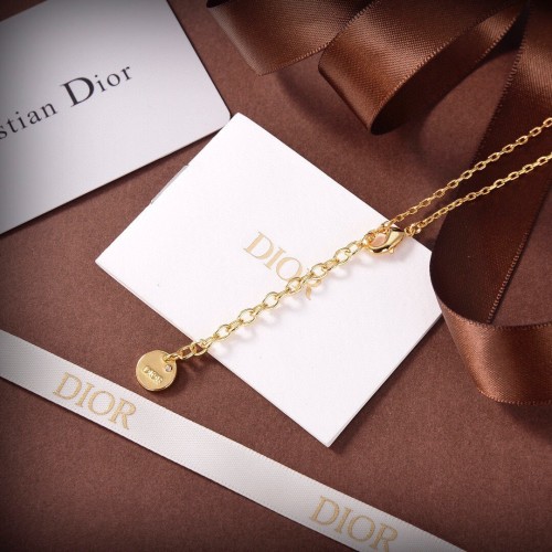 日本未入荷 Dior ディオール n級品 レディース ネックレス