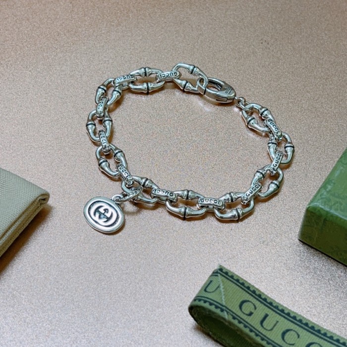 【話題商品！】Gucciグッチ コピーおすすめ ブレスレット
