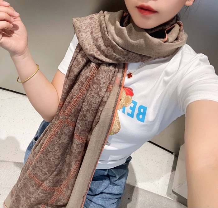 超奇跡の入荷☆ Hermesエルメス 偽物通販 レディースマフラー