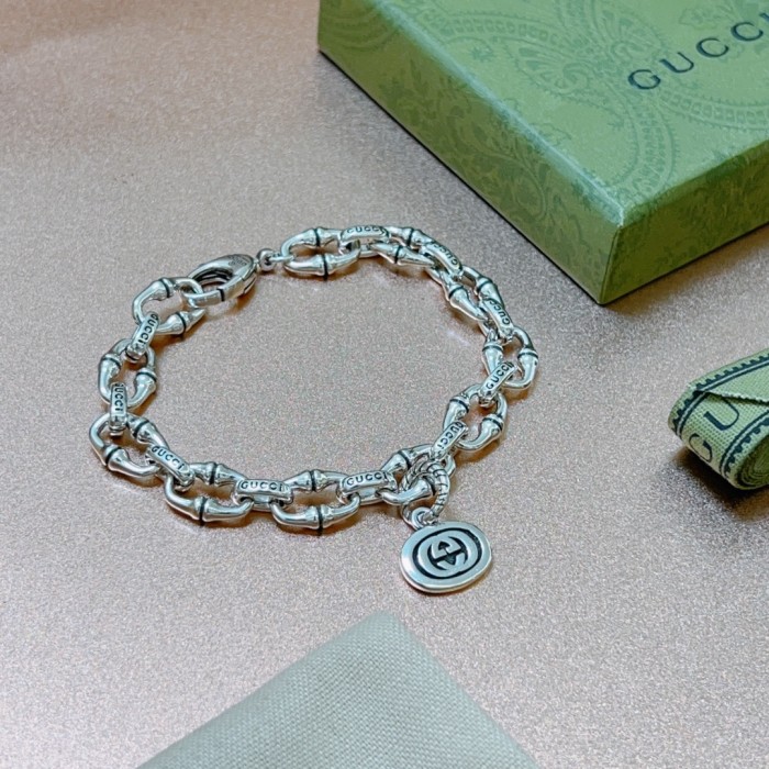 【話題商品！】Gucciグッチ コピーおすすめ ブレスレット