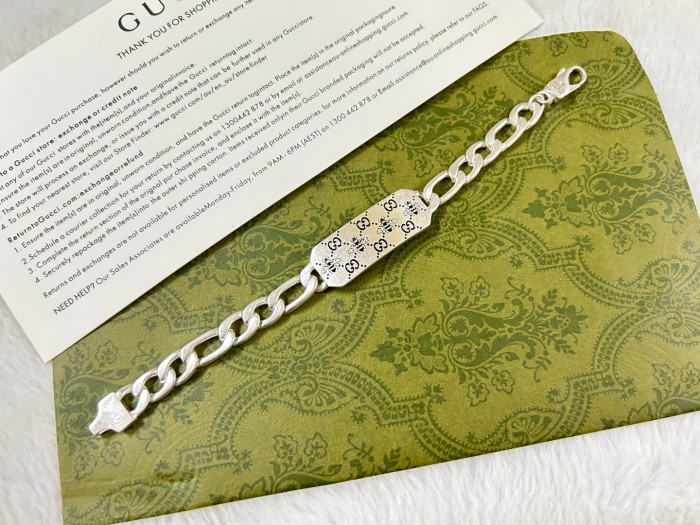 累積売上総額第１位！Gucciグッチ激安偽物 ダブルGミツバチブレスレット