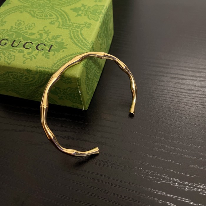 ★超人気 Gucciグッチ スーパーコピー レディースブレスレット
