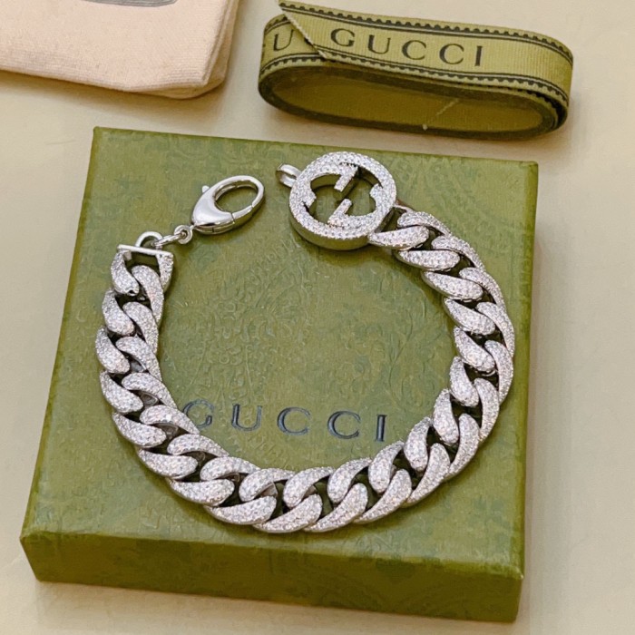 入手困難 Gucciグッチ 偽物通販ブレスレット