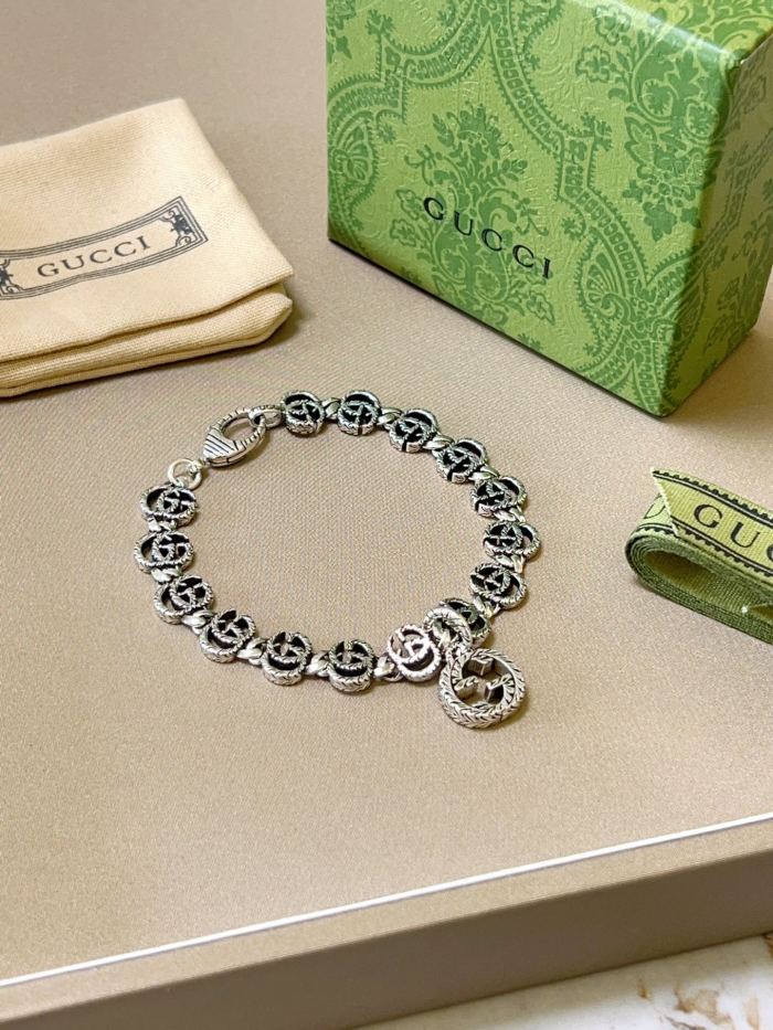 使い勝手良し Gucciグッチ n級品 ブレスレット