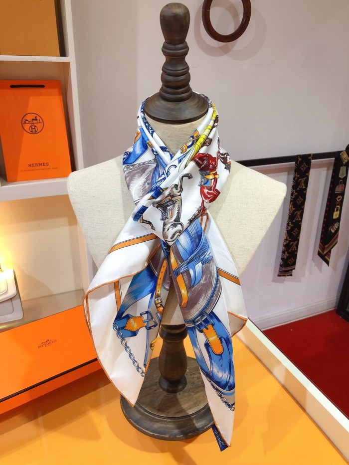 日本未入荷 Hermesエルメス n級品 シルクのスカーフ