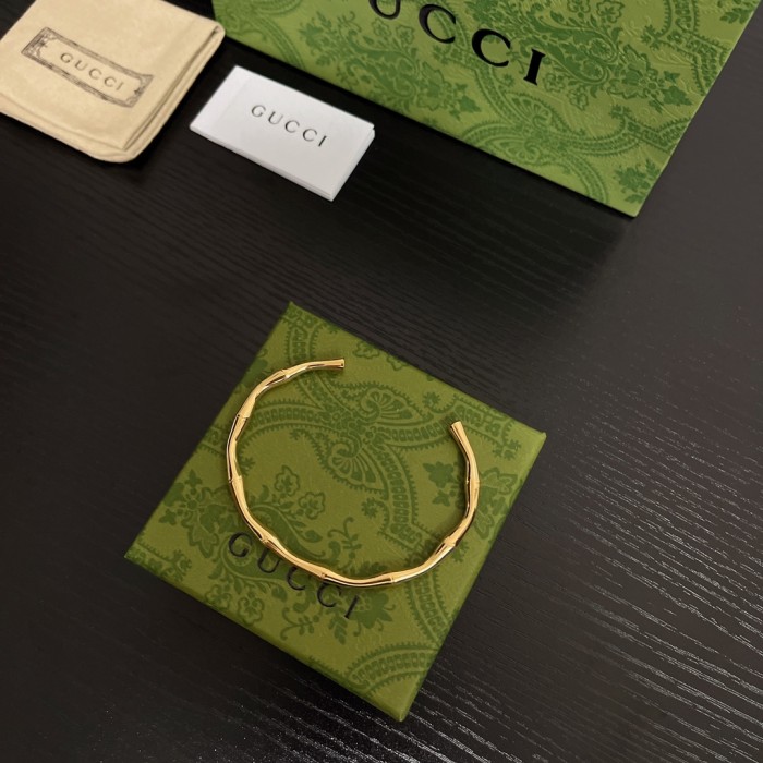 ★超人気 Gucciグッチ スーパーコピー レディースブレスレット
