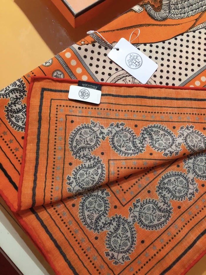 稀少 Hermesエルメス激安通販 ベルベットのスカーフ