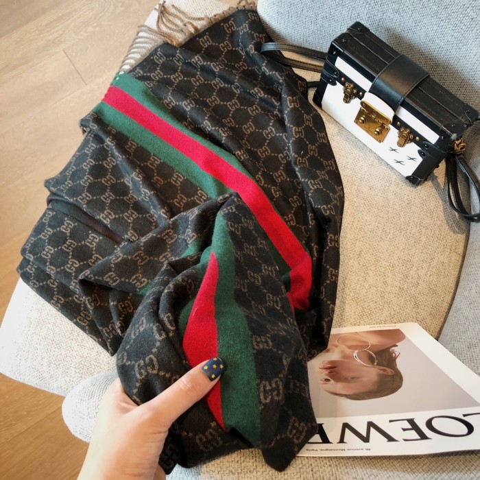 【限定】Gucciグッチ 偽物通販 長須ジャカードマフラー