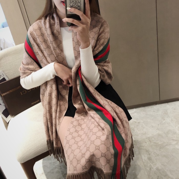 稀少 Gucciグッチ コピーおすす 長須ジャカードマフラー