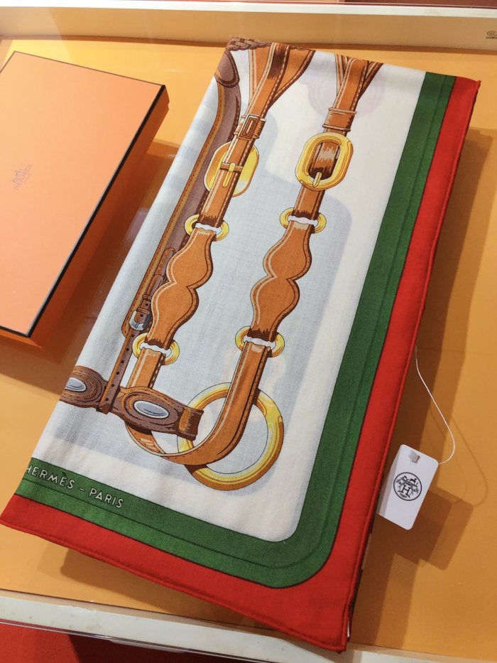 累積売上総額第１位！Hermesエルメス コピー ベルベットのスカーフ