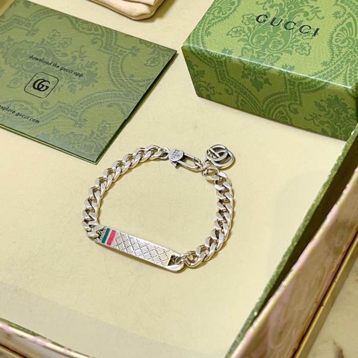 【話題商品！】Gucciグッチ 偽物通販 ブレスレット