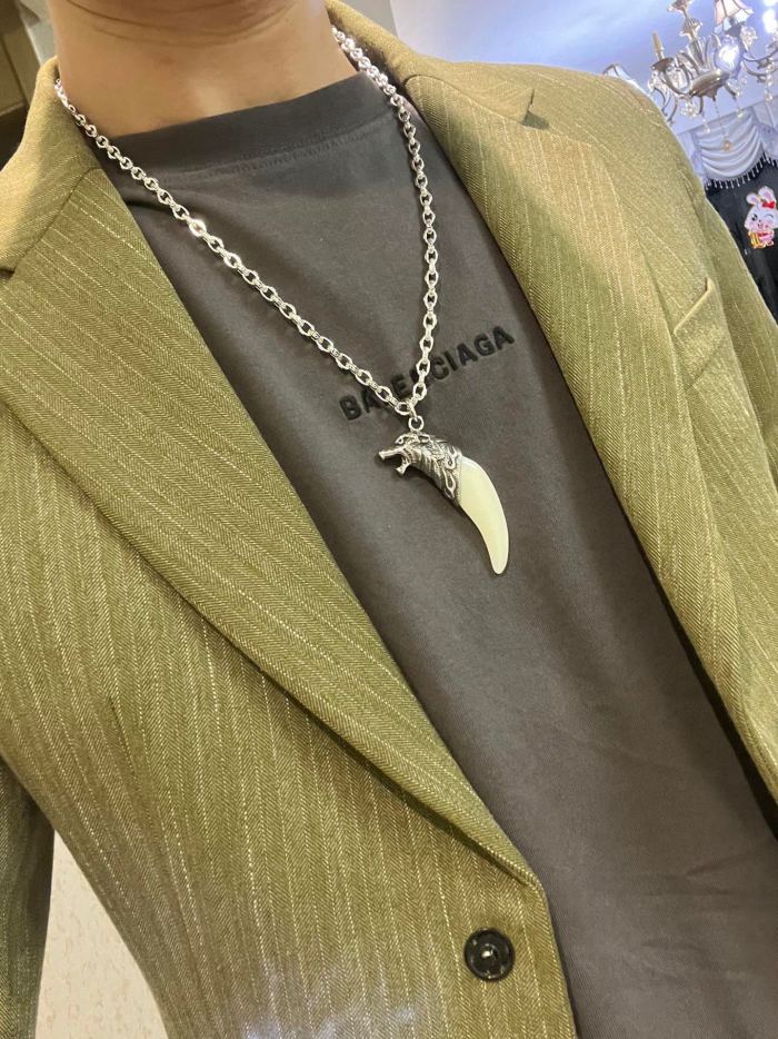 一目惚れ♪ Gucciグッチ 激安偽物 ネックレス