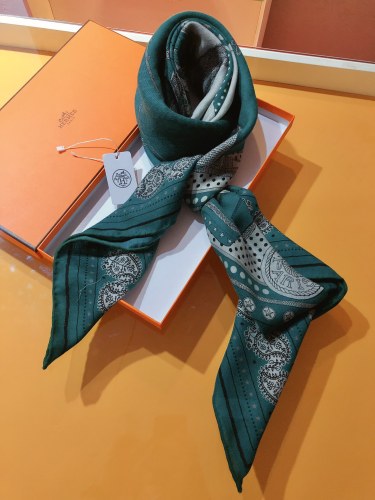 日本未入荷 Hermesエルメス スーパーコピー ベルベットのスカーフ