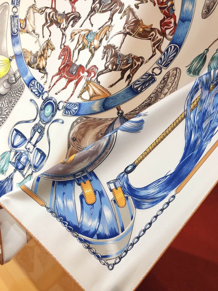 日本未入荷 Hermesエルメス n級品 シルクのスカーフ