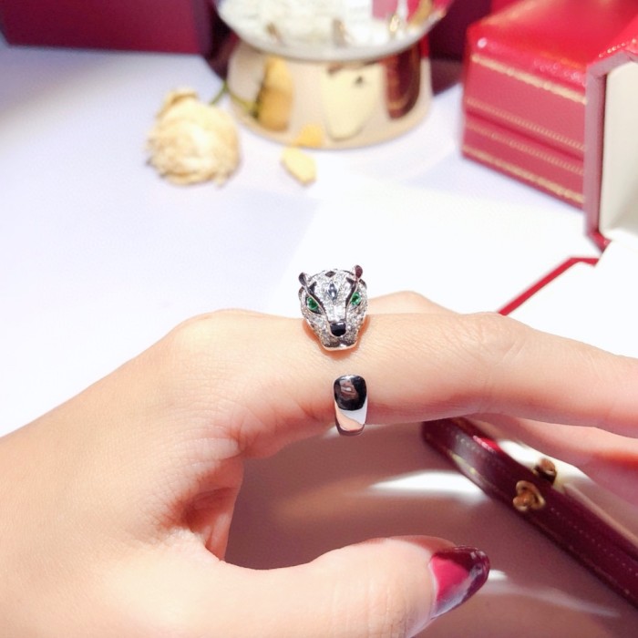 日本未入荷 Cartierカルティエ 偽物通販リング