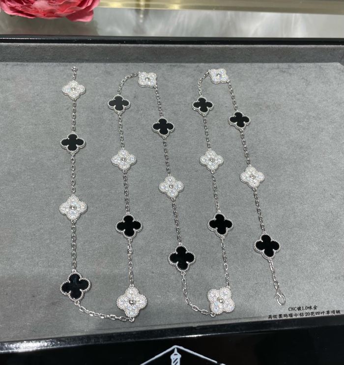 日本未入荷 ヴァンクリーフ&アーペル 激安通販 ネックレス