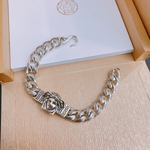 超奇跡の入荷☆ Versace ヴェルサーチ スーパーコピー ブレスレット