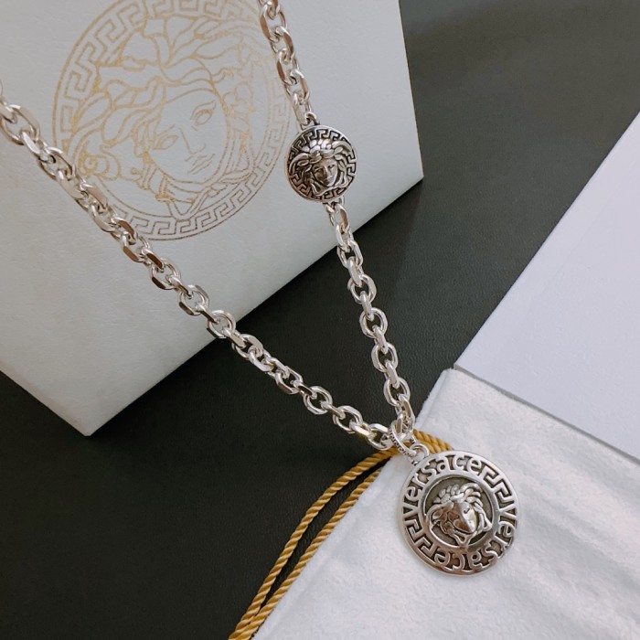 【限定】Versace ヴェルサーチ スーパーコピー ネックレス
