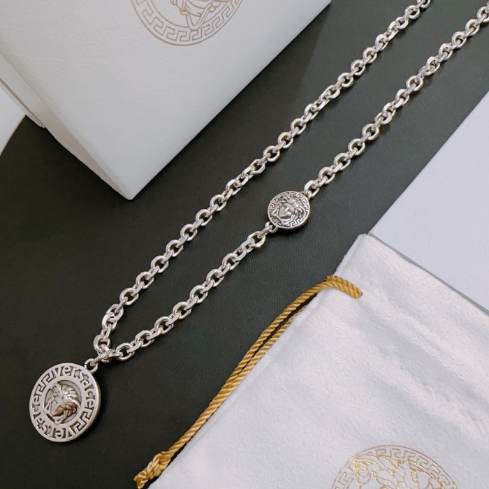 【限定】Versace ヴェルサーチ スーパーコピー ネックレス