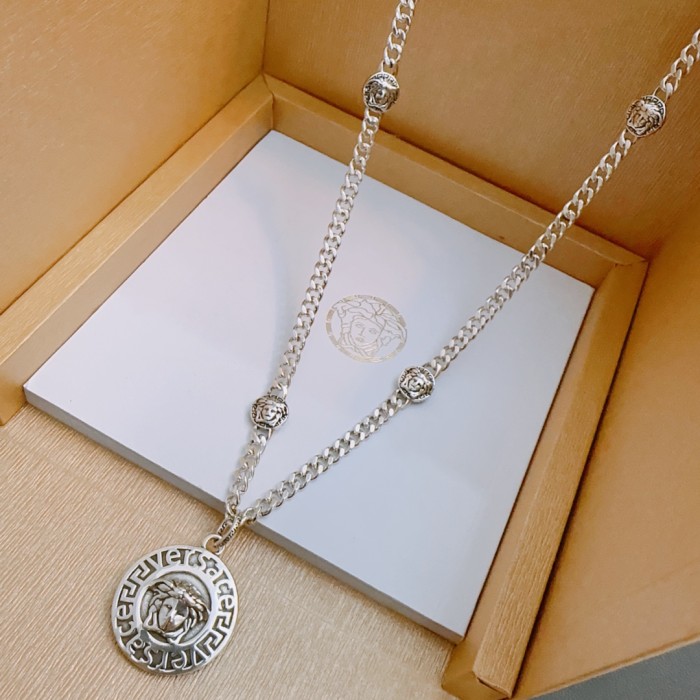 超奇跡の入荷☆ Versace ヴェルサーチ n級品 ネックレス