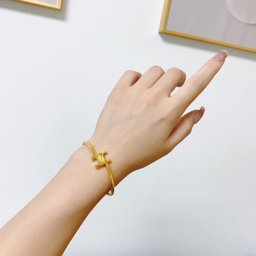 使い勝手良し Celineセリーヌ スーパーコピー ブレスレット2色