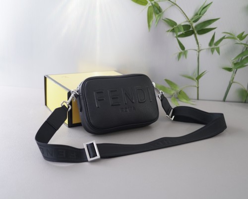 高品質 Fendiフェンディn級品メンズショルダーバック