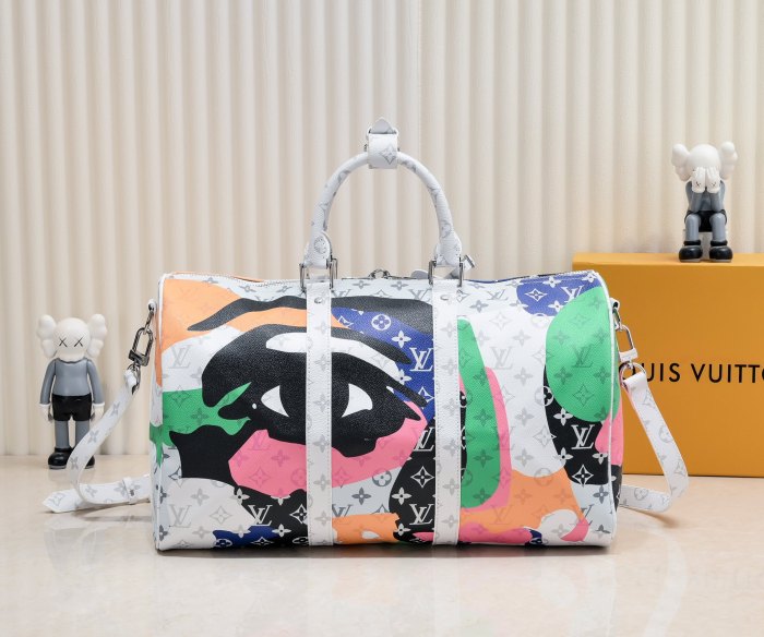日本未入荷 Louis vuittonルイヴィトン コピーおすすめ ショルダーバッグ
