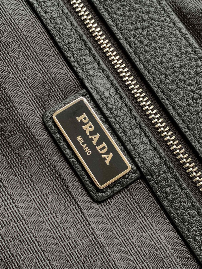 稀少 Pradaプラダ 偽物通販 メンズハンドバック
