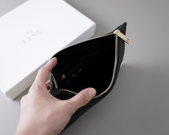 日本未入荷 Fendiフェンディ激安通販 ハンドバック