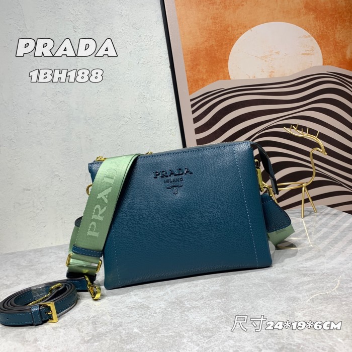 ★超人気 Pradaプラダ コピーおすすめ レディースショルダーバック