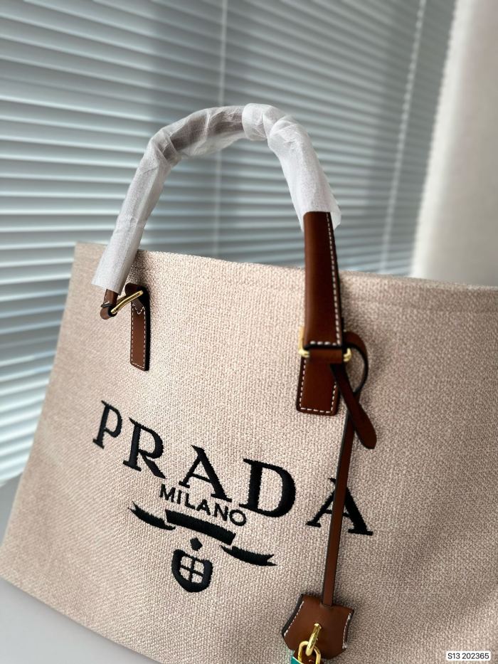 超話題! Pradaプラダ 偽物通販 レディース ハンドバック