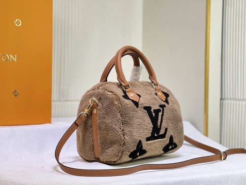 超奇跡の入荷☆ Louis vuittonルイヴィトン コピー ショルダーバッグ