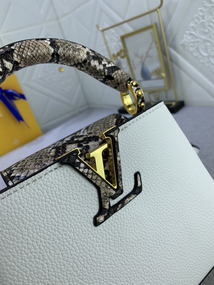 【話題商品！】Louis vuittonルイヴィトン 激安偽物 ショルダーバッグ