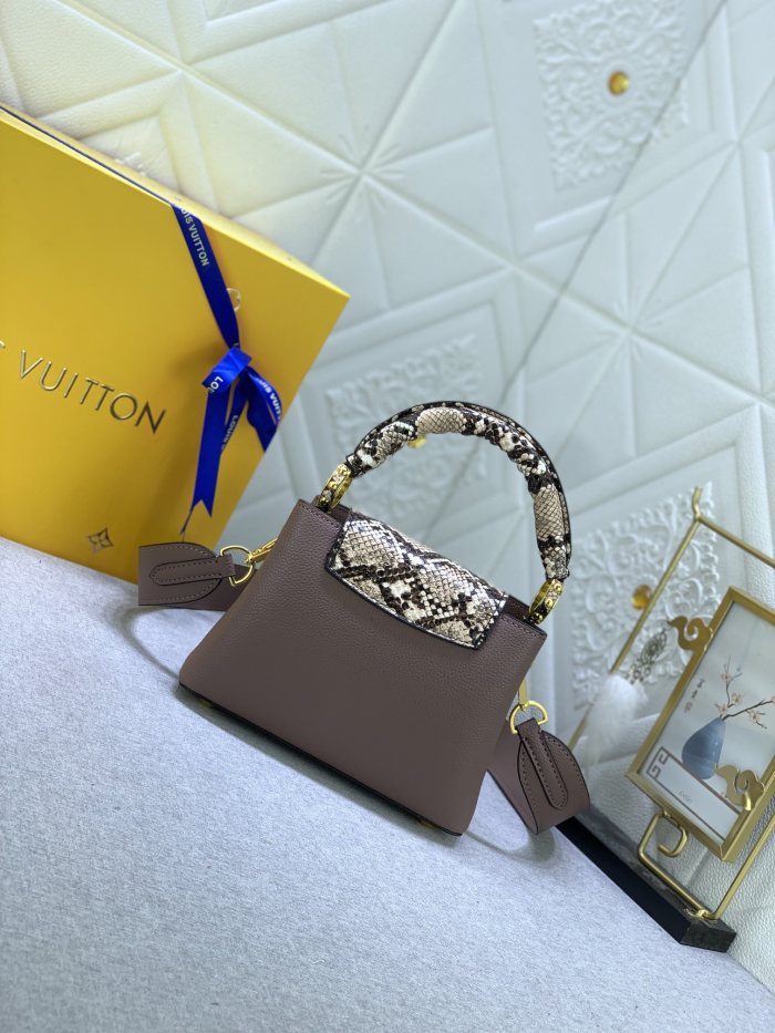 新作 Louis vuittonルイヴィトン 偽物通販 ショルダーバッグ